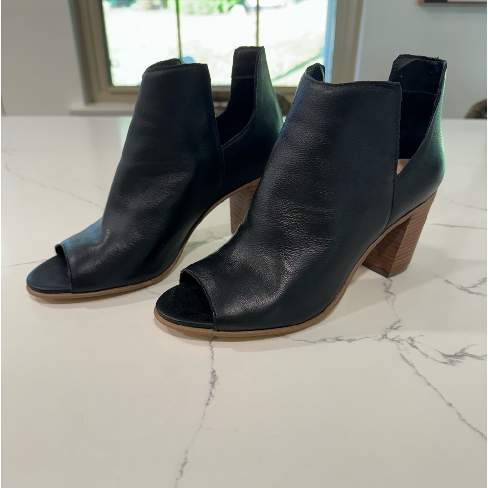 Steve Madden Black Leather Peep-Toe Ankle Booties with Stacked Heel